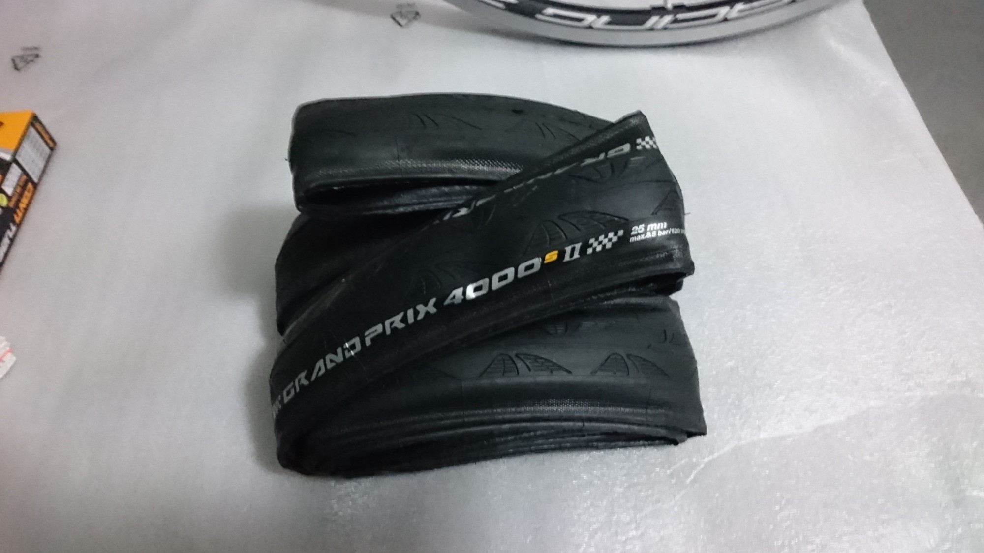 コンチネンタルグランプリ4000S2